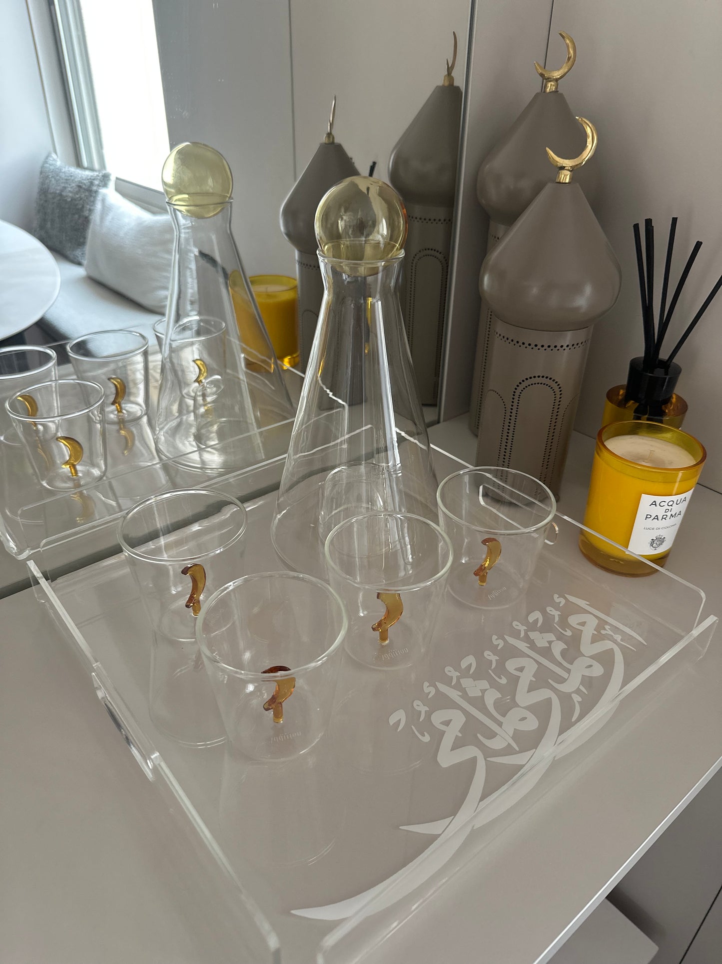 Unmi Tray