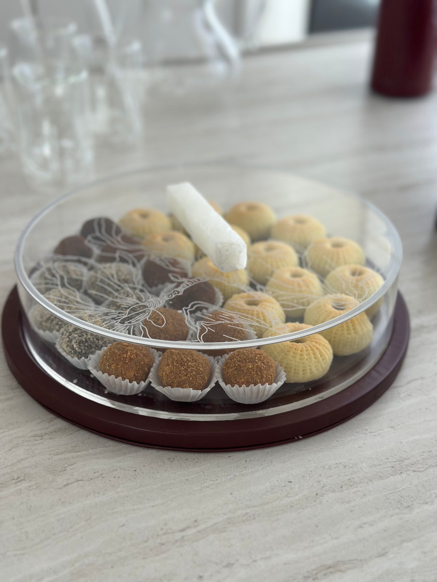 Arwa Round Boxes